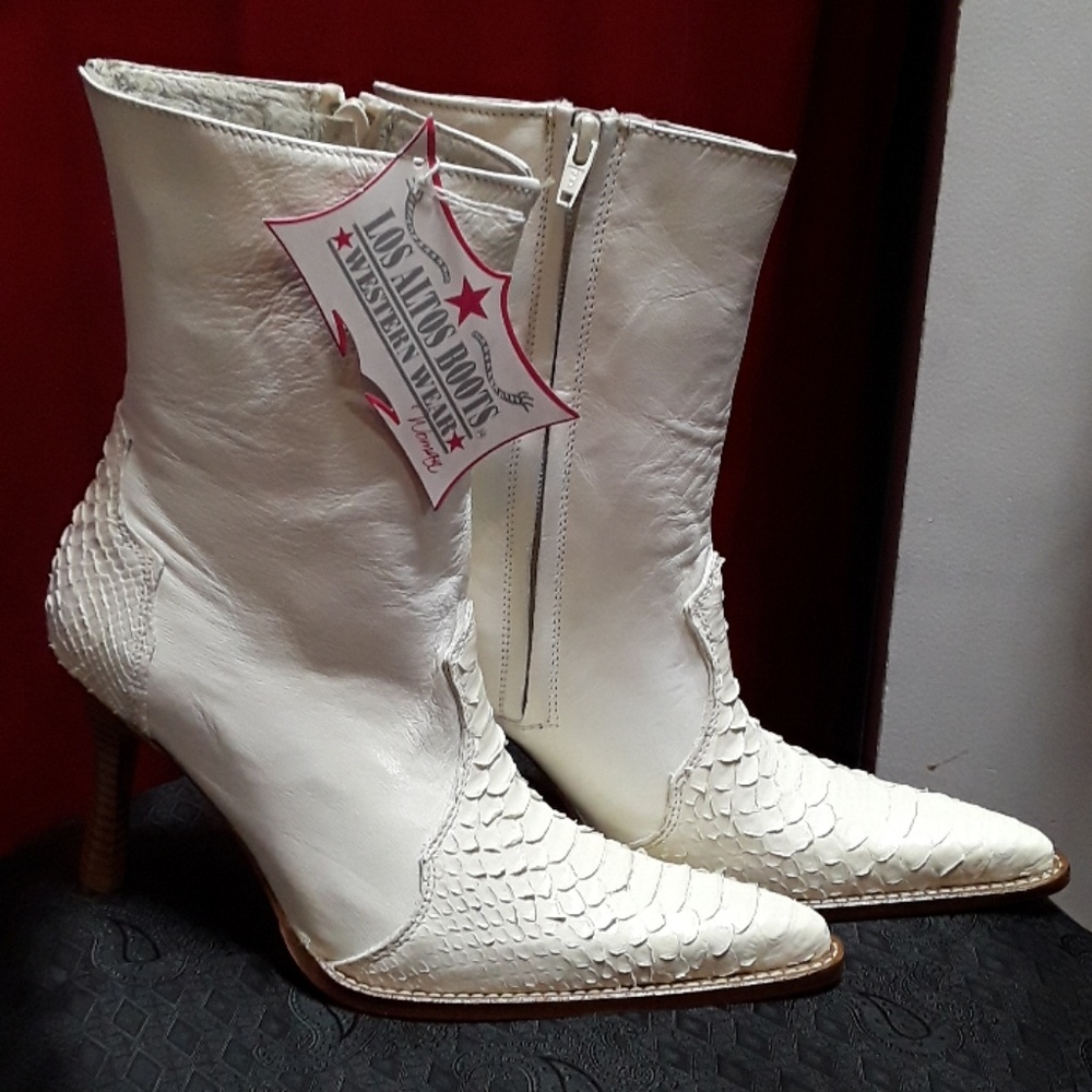 Ladies Snake Short Boots